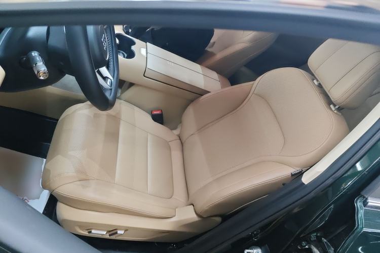 Used Landian E5 PLUS 2025 165 km Long-Range Version 7 Seats Left Front Seat