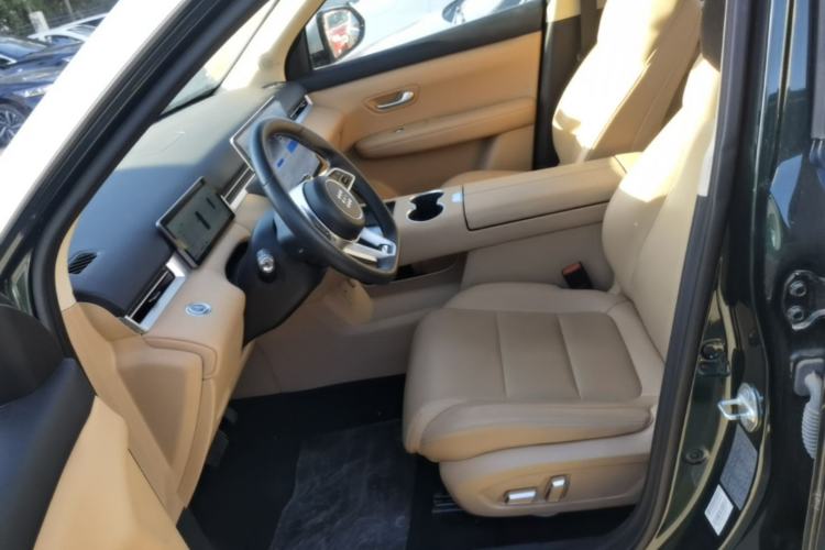 Used Landian E5 PLUS 2025 165 km Long-Range Version PLUS 7-Seater Left Front Seat