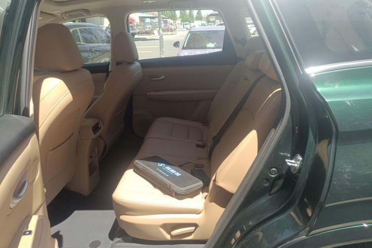 Used Landian E5 PLUS 2025 120km Standard Travel Custom Edition 7 Seats Left Rear Seat