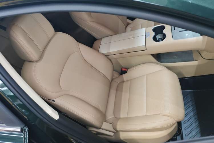 Used Landian E5 PLUS 2025 165 km Long-Range Version 7 Seats Right Front Seat