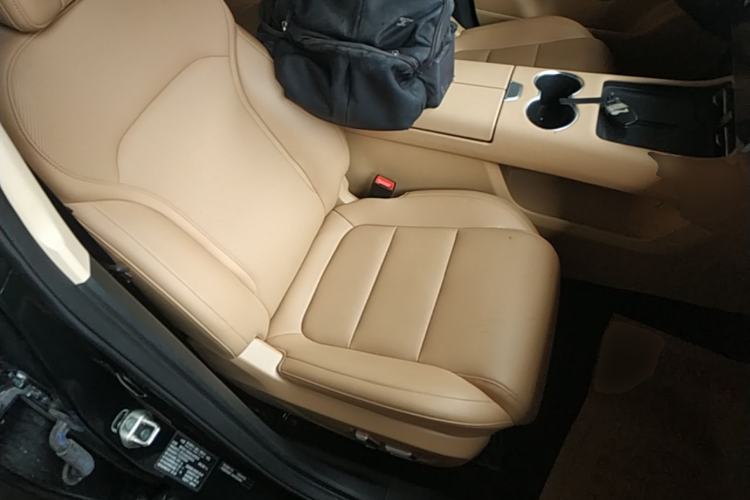 Used Landian E5 PLUS 2025 165 km Long-Range Version PLUS 7-Seater Right Front Seat
