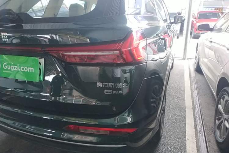 Used Landian E5 PLUS 2025 165 km Long-Range Version PLUS 7-Seater Right Rear Taillight