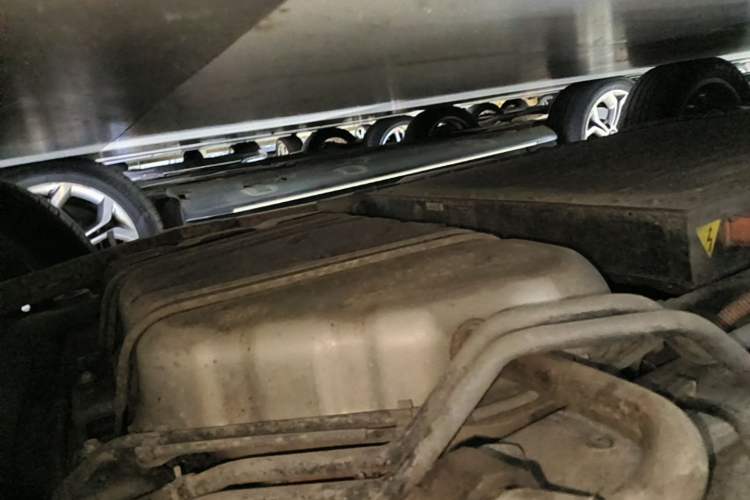 Used Landian E5 PLUS 2025 165 km Long-Range Version PLUS 7-Seater Chassis Rear Left