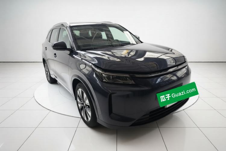 Used Landian E5 PLUS 2025 165 km Long-Range Version 7 Seats Front Right 45 Deg