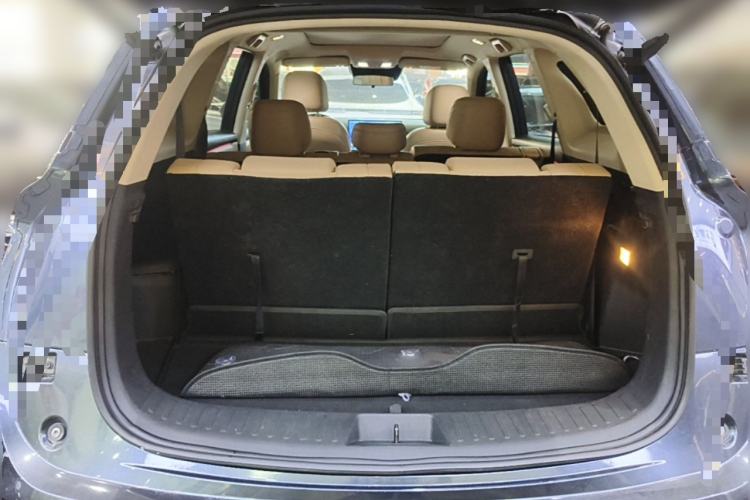 Used Landian E5 PLUS 2025 165 km Long-Range Version PLUS 7-Seater Trunk