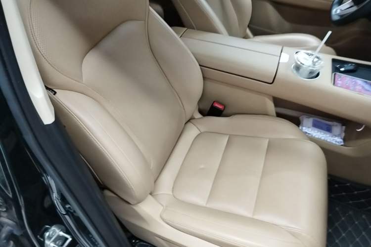 Used Landian E5 PLUS 2025 120km Standard Travel Custom Edition 7 Seats Right Front Seat