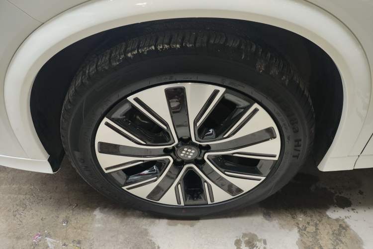 Used Landian E5 PLUS 2025 165 km Long-Range Version 7 Seats Exterior 7