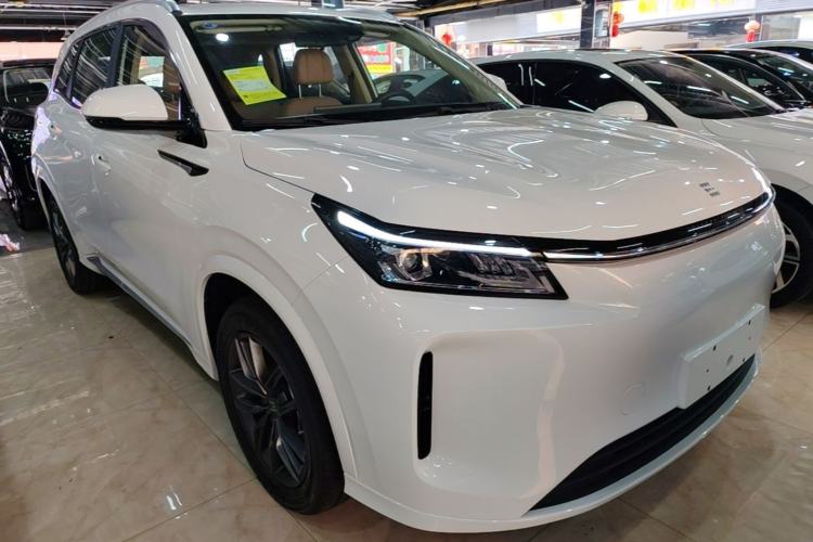 Used Landian E5 PLUS 2025 165 km Long-Range First Edition 7-Seater Front Right 45 Deg