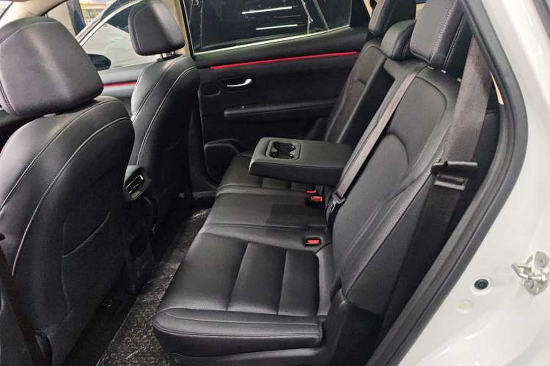 Used Landian E5 PLUS 2025 165 km Long-Range Version 7 Seats Interior 4