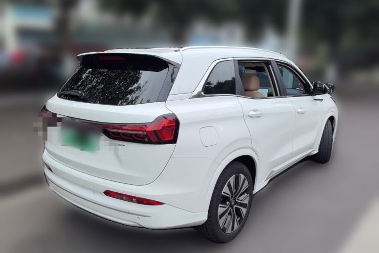 Used Landian E5 PLUS 2025 165 km Long-Range Version PLUS 7-Seater Rear Right 45 Deg
