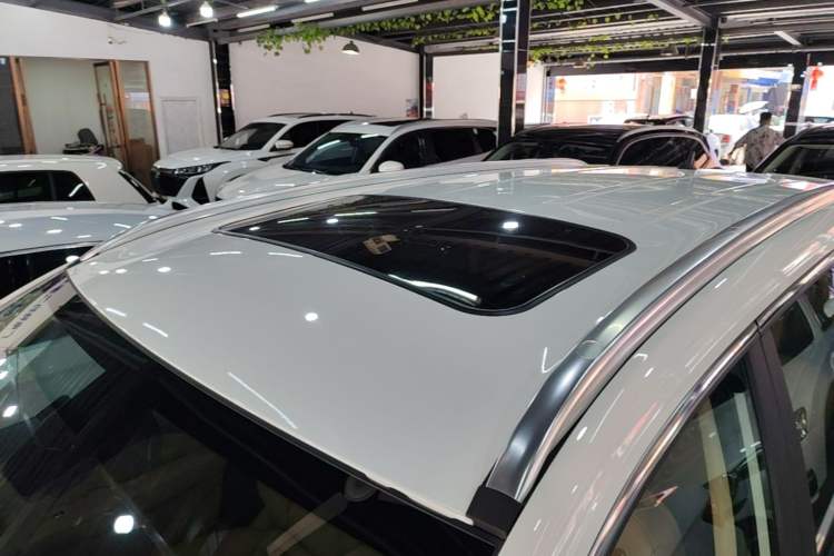 Used Landian E5 PLUS 2025 165 km Long-Range First Edition 7-Seater Roof