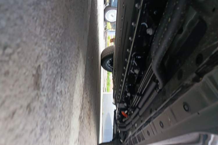 Used Landian E5 PLUS 2026 Model 230km Ultra-Long-Range Version Ultra 7-seater Chassis Rear Right