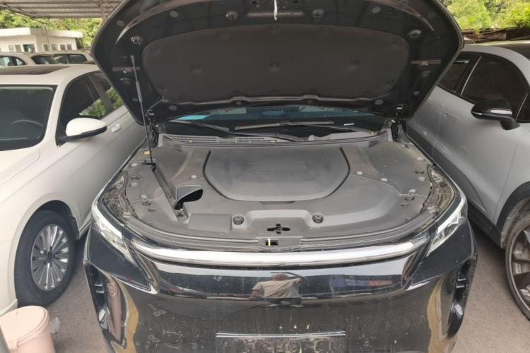 Used Landian E5 PLUS 2026 Model Standard-Range All-Wheel-Drive Performance Version Ultra Engine Bay