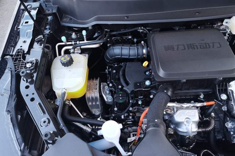 Used Landian E5 PLUS 2026 Model Standard-Range All-Wheel-Drive Performance Version Ultra Engine Bay Right
