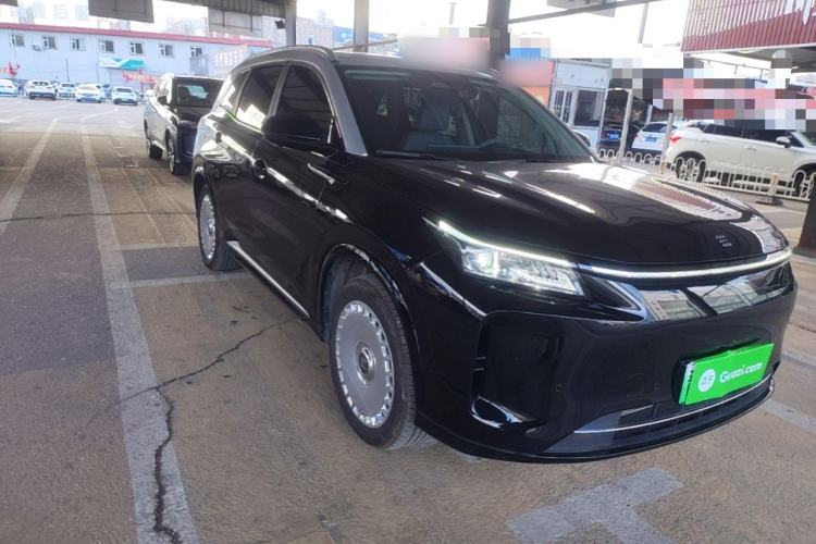 Used Landian E5 PLUS 2026 Model Standard-Range All-Wheel-Drive Performance Version Ultra Front Right 45 Deg