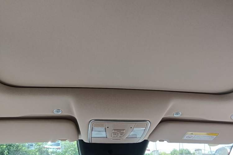 Used Landian E5 PLUS 2026 Model Standard-Range All-Wheel-Drive Performance Version Ultra Headliner