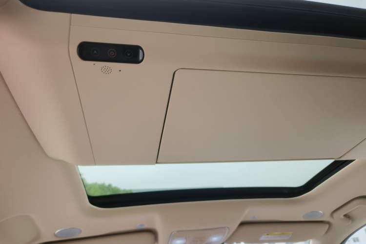 Used Landian E5 PLUS 2026 Model Standard-Range All-Wheel-Drive Performance Version Ultra Headliner