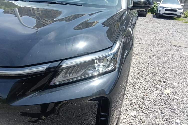 Used Landian E5 PLUS 2026 Model Standard-Range All-Wheel-Drive Performance Version Ultra Left Front Headlight