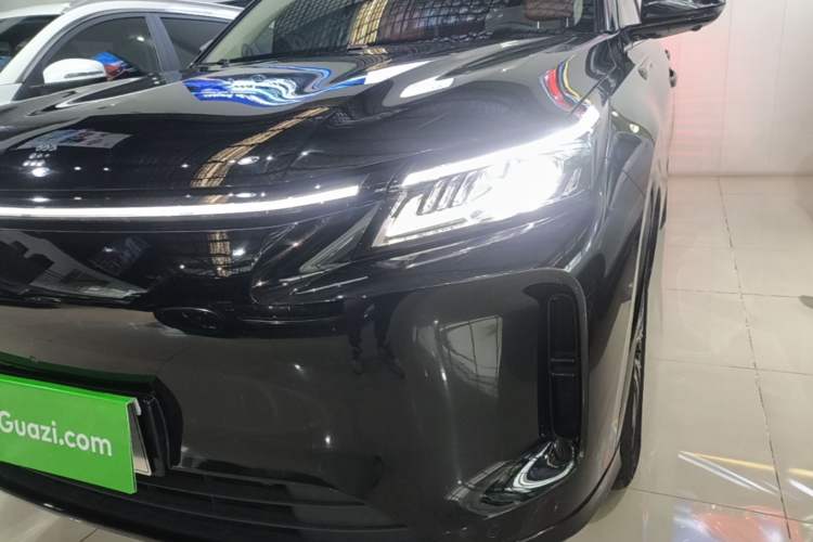 Used Landian E5 PLUS 2026 Model 165km Long-Range First-Adoption Version Ultra 5-seater Left Front Headlight