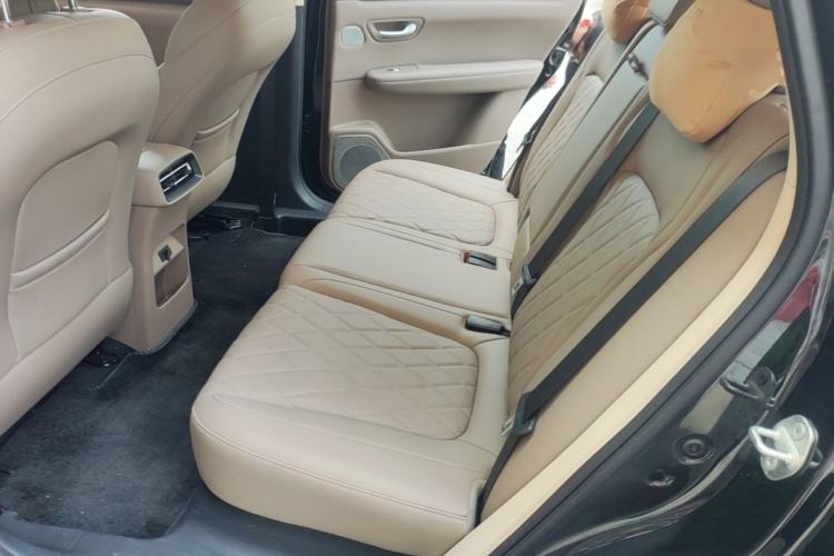 Used Landian E5 PLUS 2026 Model Standard-Range All-Wheel-Drive Performance Version Ultra Left Rear Seat