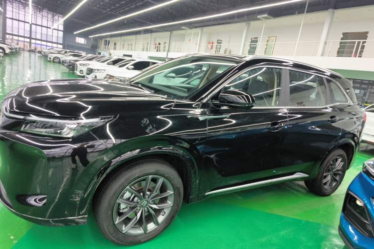 Used Landian E5 PLUS 2026 Model, 165km Long-Range First-Adoption Edition, 7-seater Left Side
