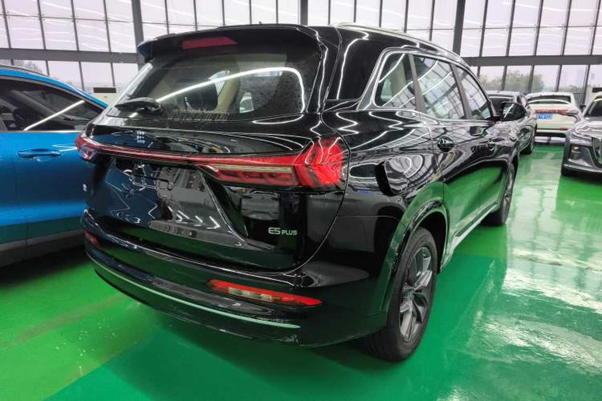 Used Landian E5 PLUS 2026 Model, 165km Long-Range First-Adoption Edition, 7-seater Rear Right 45 Deg