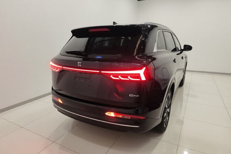 Used Landian E5 PLUS 2026 Model 165km Long-Range First-Adoption Version Ultra 5-seater Rear