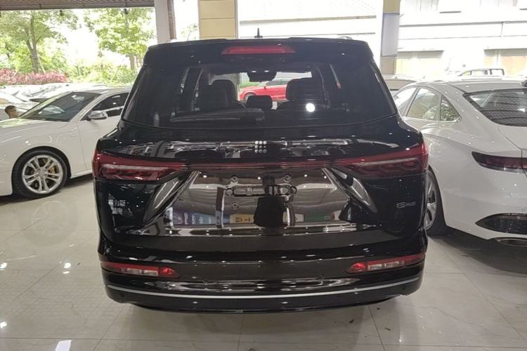 Used Landian E5 PLUS 2026 Model 165km Long-Range First-Adoption Version Ultra 7-seater Rear