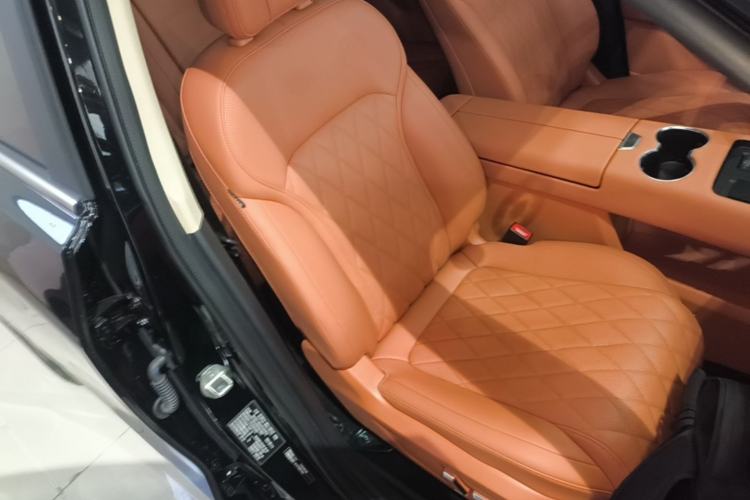 Used Landian E5 PLUS 2026 Model 165km Long-Range First-Adoption Version Ultra 5-seater Right Front Seat