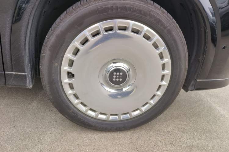 Used Landian E5 PLUS 2026 Model Standard-Range All-Wheel-Drive Performance Version Ultra Right Front Wheel Hub