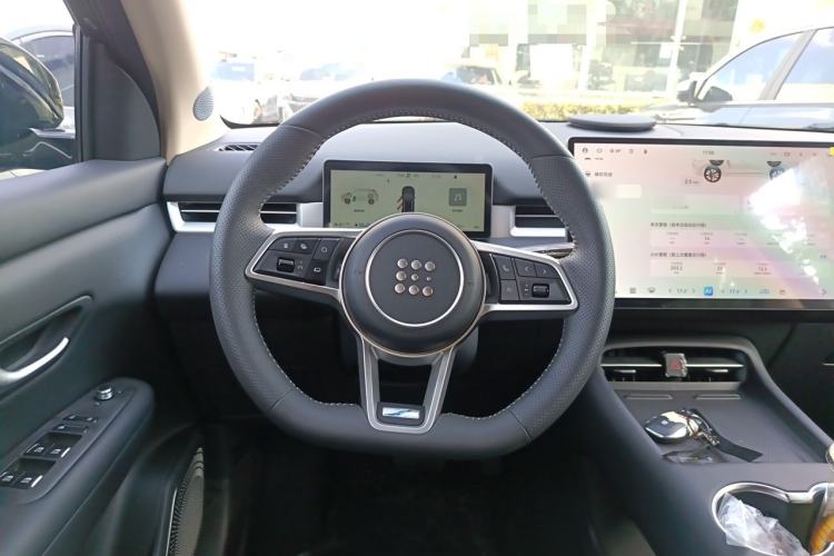 Used Landian E5 PLUS 2026 Model 230km Ultra-Long-Range Version Ultra 7-seater Steering Wheel