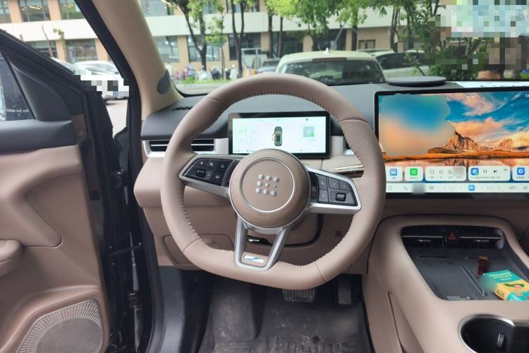 Used Landian E5 PLUS 2026 Model 230km Ultra-Long-Range Version Ultra 5-seater Steering Wheel
