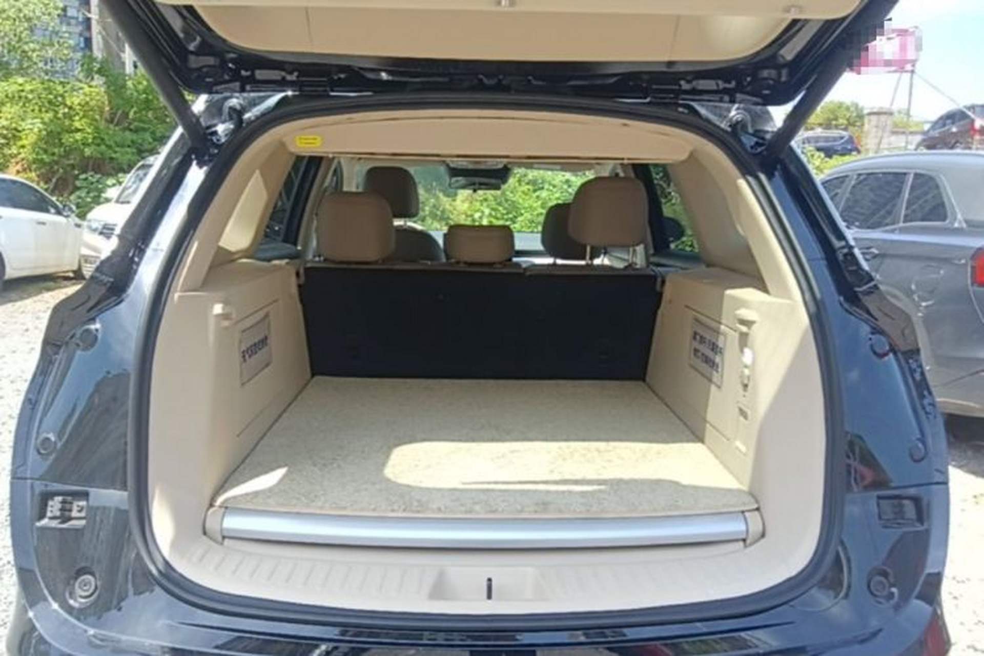 Used Landian E5 PLUS 2026 Model Standard-Range All-Wheel-Drive Performance Version Ultra Trunk
