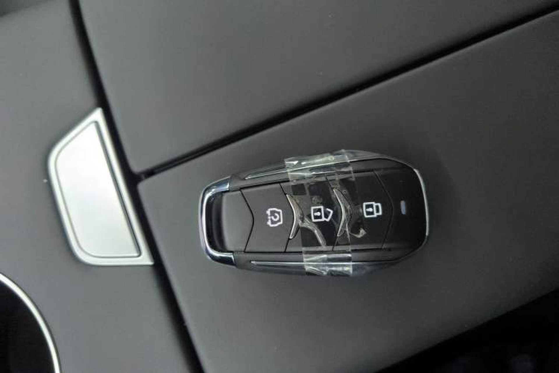 Used Landian E5 PLUS 2026 Model, 165km Long-Range First-Adoption Edition, 7-seater Vehicle Key
