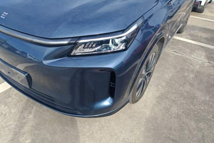 Used Landian E5 PLUS 2026 Model 165km Long-Range First-Adoption Version Ultra 7-seater Left Front Headlight