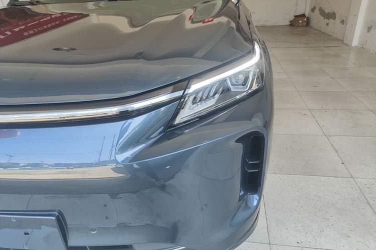 Used Landian E5 PLUS 2026 Model 230km Ultra-Long-Range Version Ultra 7-seater Left Front Headlight