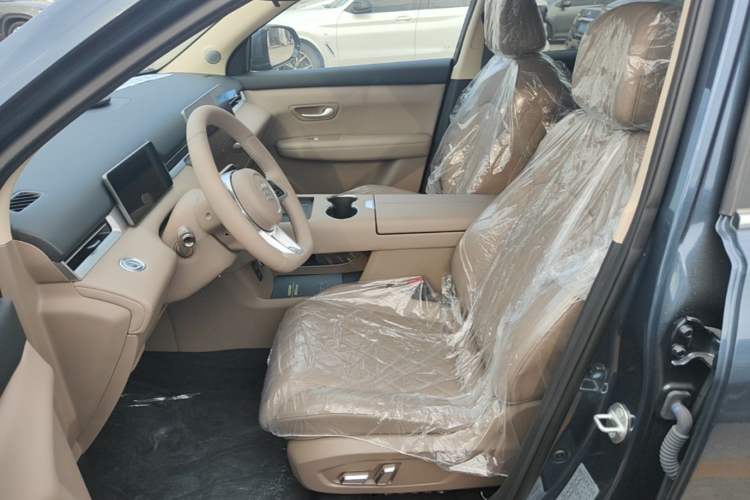 Used Landian E5 PLUS 2026 Model 230km Ultra-Long-Range Version Ultra 7-seater Left Front Seat