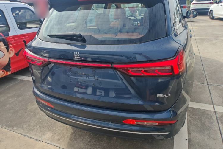 Used Landian E5 PLUS 2026 Model 165km Long-Range First-Adoption Version Ultra 7-seater Rear
