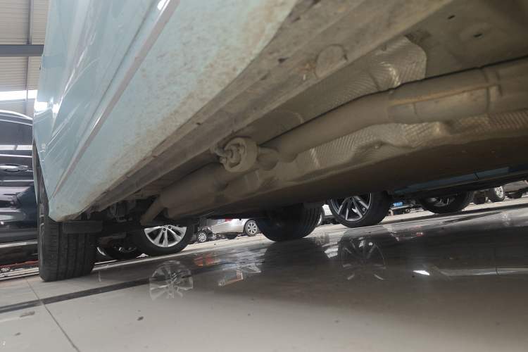 Used Landian E5 PLUS 2026 Model 165km Long-Range Travel Flagship Version 5-seater Right Side Sill