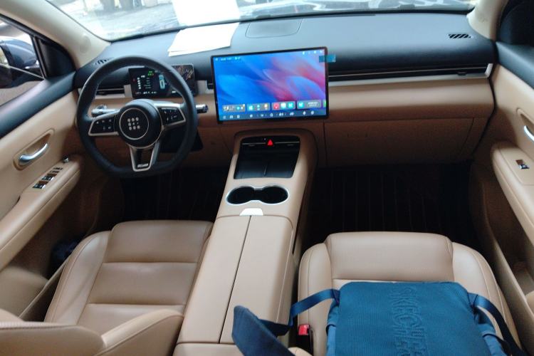 Used Landian E5 PLUS 2026 Model, 165km Long-Range First-Adoption Edition, 7-seater Center Console