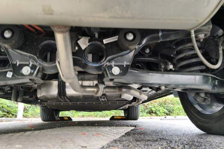 Used Landian E5 PLUS 2026 Model 230km Ultra-Long-Range Version Ultra 7-seater Chassis Rear