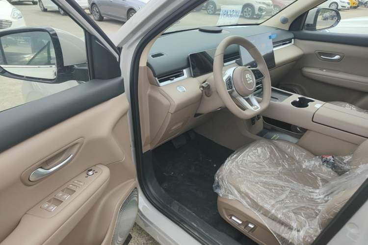 Used Landian E5 PLUS 2026 Model 230km Ultra-Long-Range Version Ultra 7-seater Driver Seat