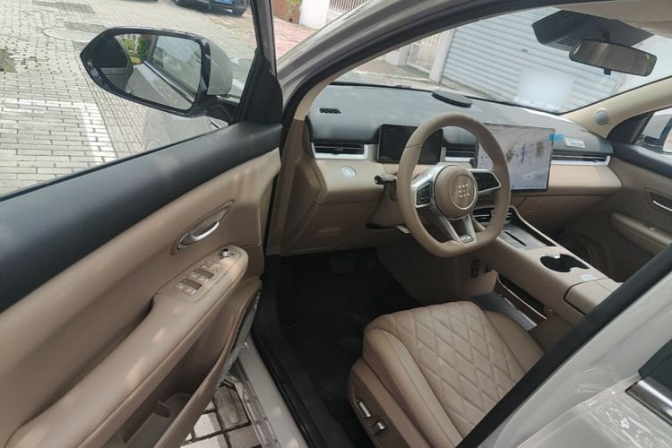 Used Landian E5 PLUS 2026 Model 230km Ultra-Long-Range Version Ultra 5-seater Driver Seat