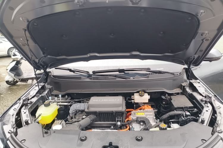 Used Landian E5 PLUS 2026 Model, 165km Long-Range First-Adoption Edition Max, 7-seater Engine Bay
