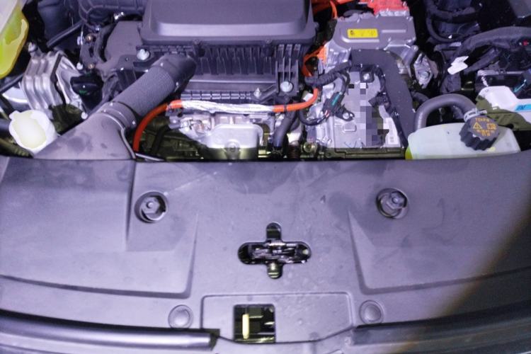 Used Landian E5 PLUS 2026 Model 165km Long-Range First-Adoption Version Ultra 5-seater Engine Bay