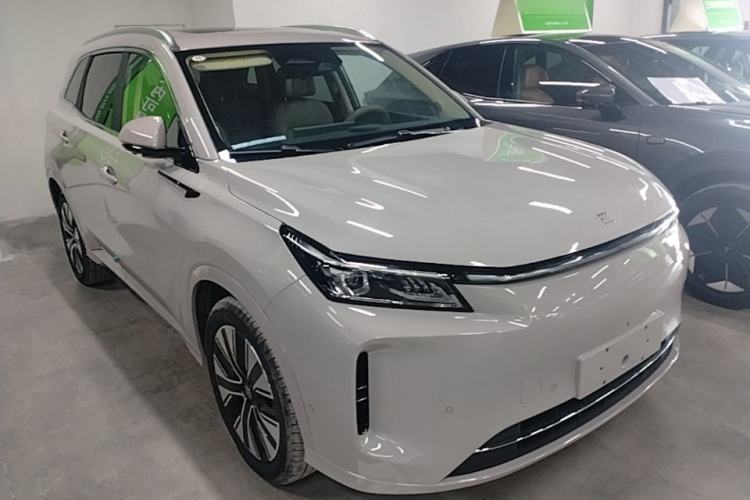 Used Landian E5 PLUS 2026 Model Standard-Range All-Wheel-Drive Performance Version Ultra Exterior 1