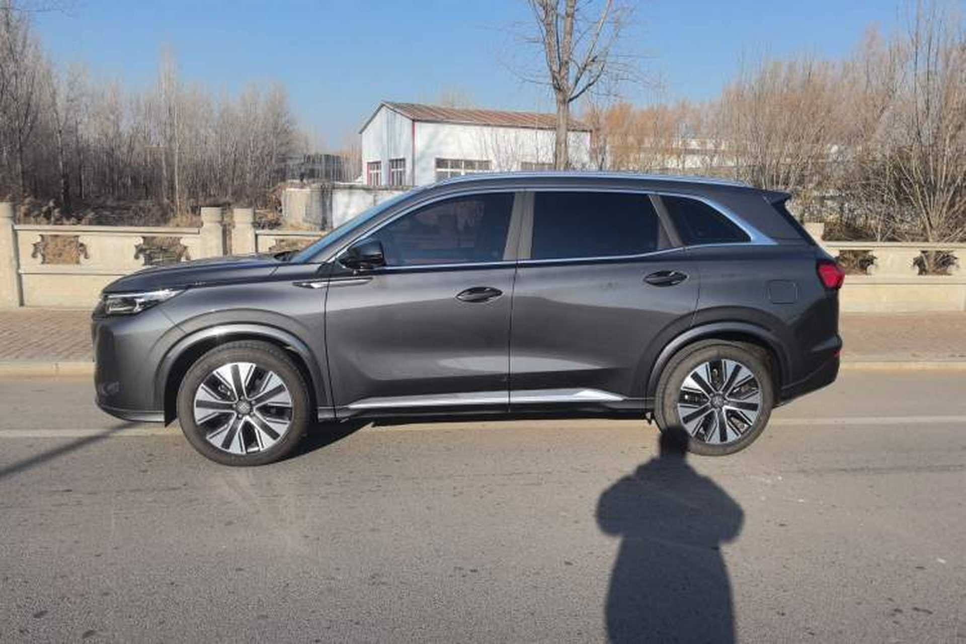 Used Landian E5 PLUS 2026 Model 165km Long-Range First-Adoption Version Ultra 7-seater Exterior 2