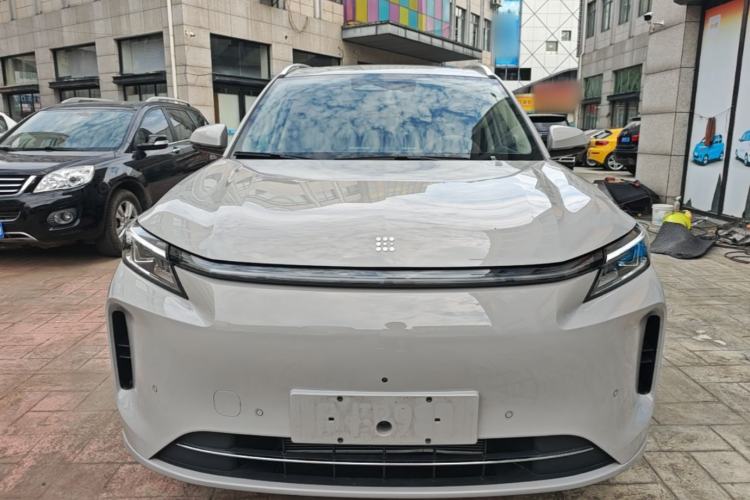 Used Landian E5 PLUS 2026 Model Standard-Range All-Wheel-Drive Performance Version Ultra Front