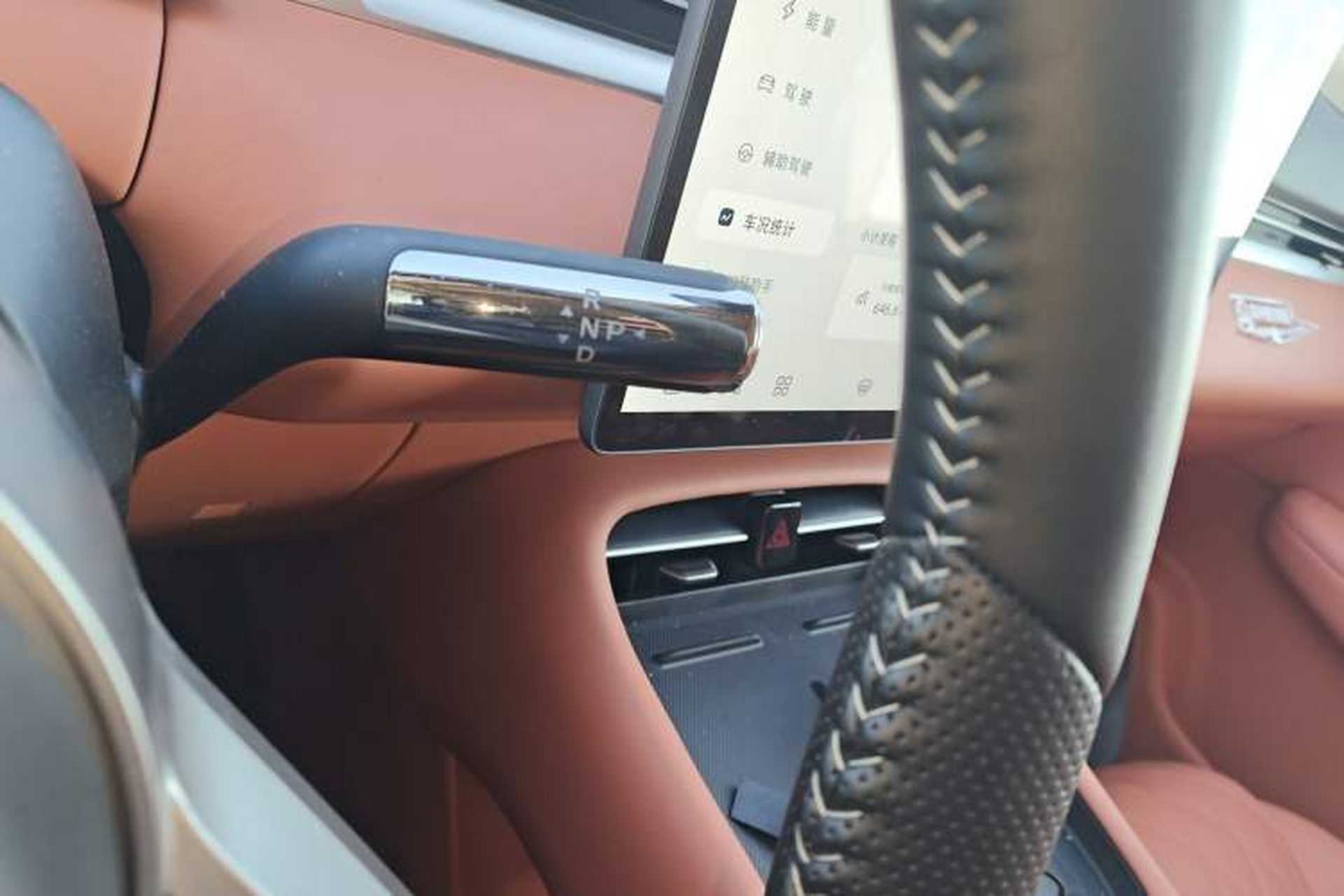 Used Landian E5 PLUS 2026 Model 165km Long-Range First-Adoption Version Ultra 7-seater Gear Lever