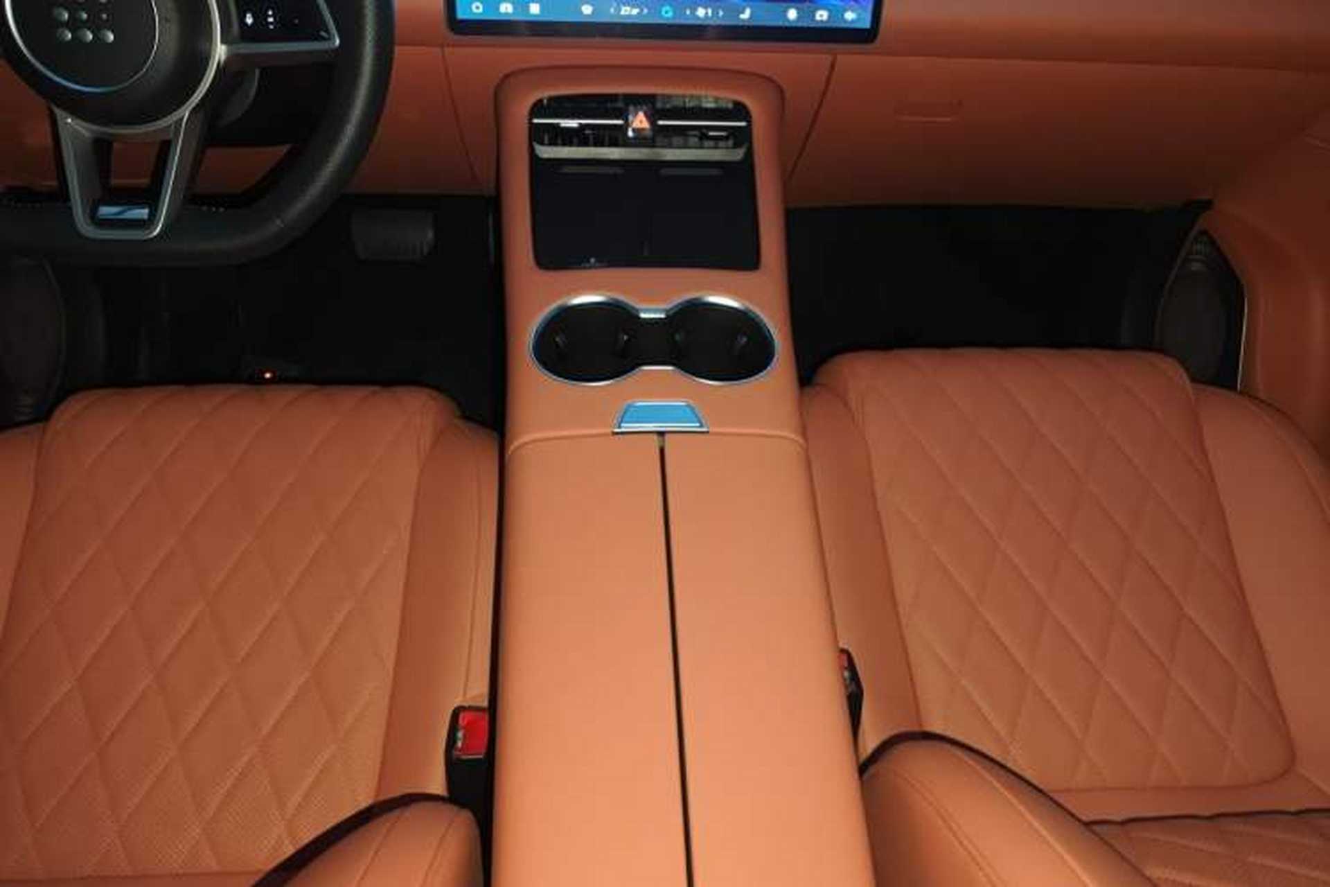 Used Landian E5 PLUS 2026 Model 165km Long-Range First-Adoption Version Ultra 7-seater Gear Lever